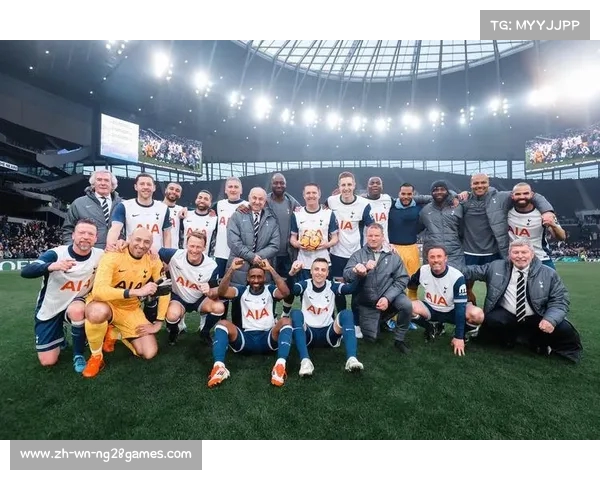 回顾1958巴西队中后卫阵容 揭秘传奇背后的荣耀与付出 回顾1958巴西队中后卫阵容 揭秘传奇背后的荣耀与付出